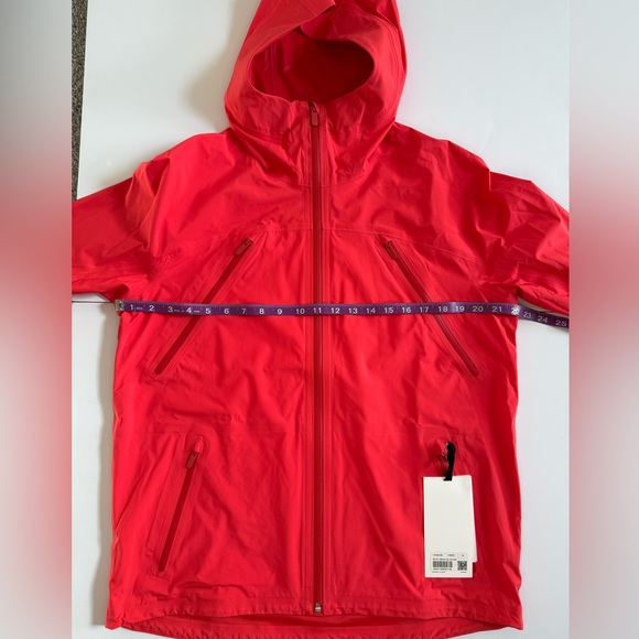 Lululemon Storm Brewing Jacket - Picture 9 of 14